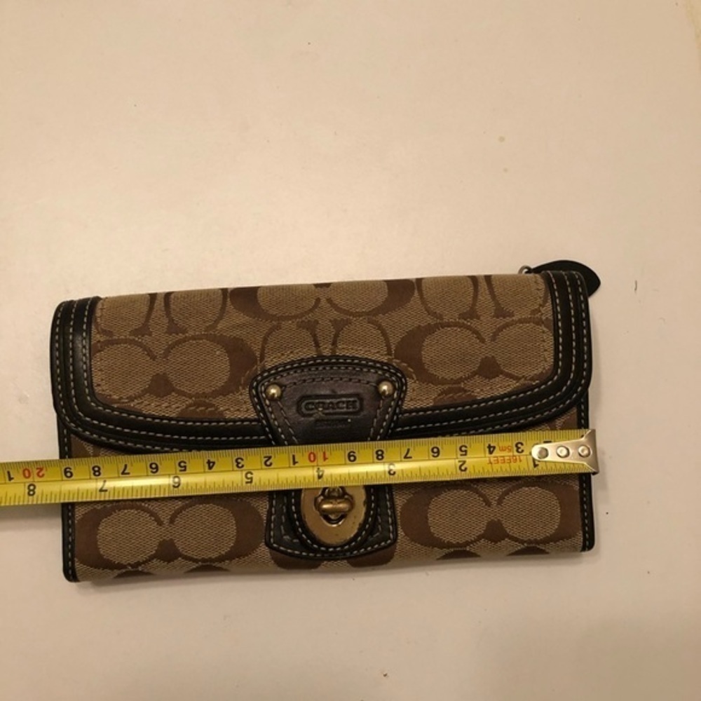 Coach legacy 65th anniversary brown sig leather checkbook wallet turnlock - Picture 7 of 10